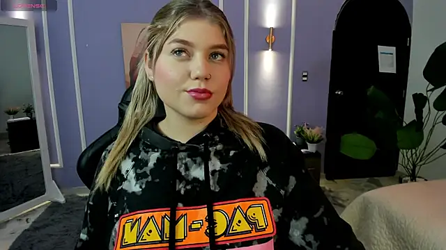 alaia greyy online show from November 22, 12:59 pm