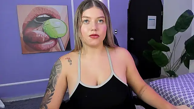 alaia greyy online show from December 3, 2:16 pm