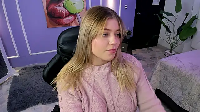 alaia greyy online show from November 8, 1:36 pm