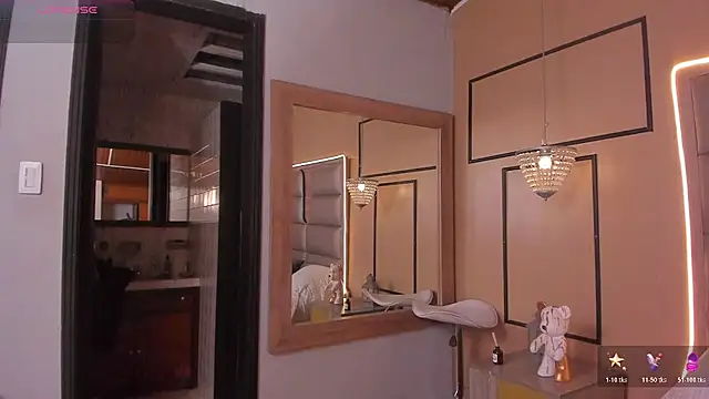 CAYLINCOLLINS online show from March 6, 3:12 am