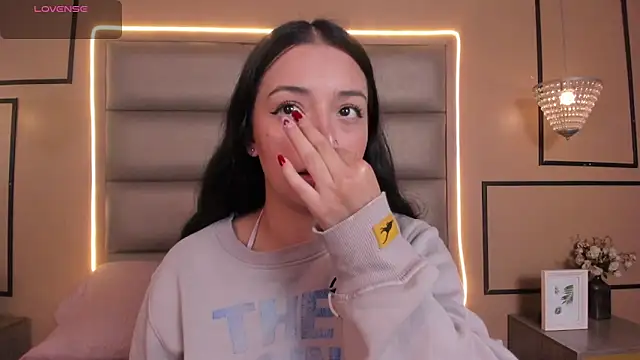 CAYLINCOLLINS online show from February 24, 2:56 am