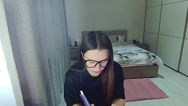 singletrouble online show from April 11, 4:53 am