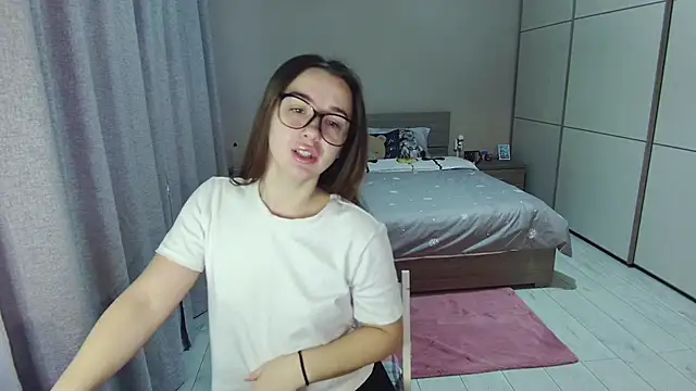 singletrouble online show from January 7, 8:41 am