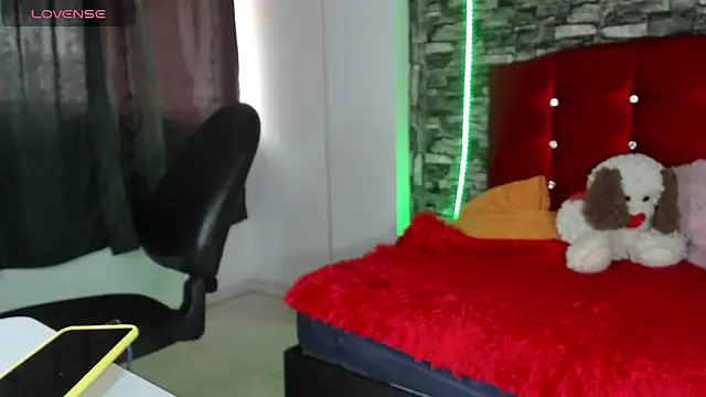 Isabella boom online show from February 28, 3:59 pm