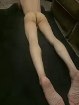 aebaleek2505 online show from March 10, 8:46 pm