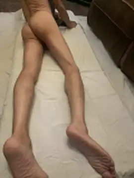 aebaleek2505 online show from March 16, 7:27 pm