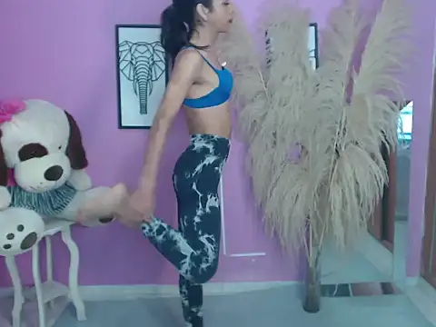 Snapshot of bianca_susej chatting on October 23, 1:21 pm bianca susej online show from October 23, 1:21 pm