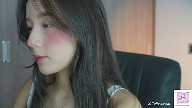 Snapshot of sophi_lii chatting on September 12, 8:30 pm sophi lii online show from September 12, 8:30 pm