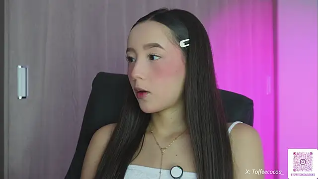 Snapshot of sophi_lii chatting on September 23, 5:53 pm sophi lii online show from September 23, 5:53 pm