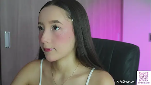 Snapshot of sophi_lii chatting on September 17, 5:26 pm sophi lii online show from September 17, 5:26 pm