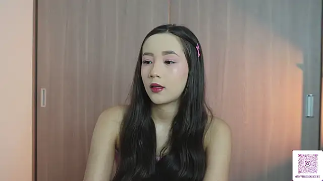 sophi lii online show from March 21, 12:45 am