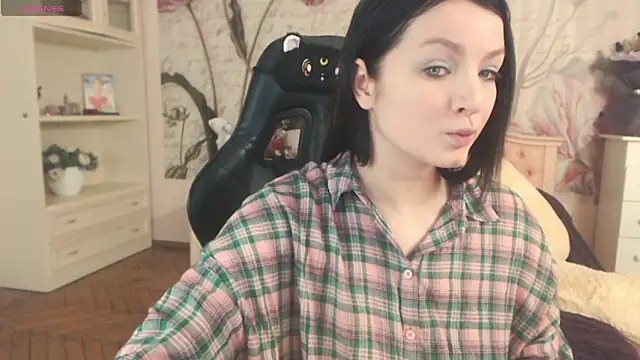 BritneyBarker online show from February 26, 5:07 am