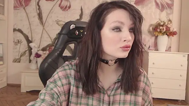 BritneyBarker online show from February 5, 10:27 pm