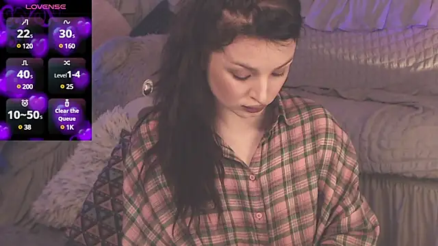 Snapshot of BritneyBarker chatting on March 13, 3:54 am BritneyBarker online show from March 13, 3:54 am