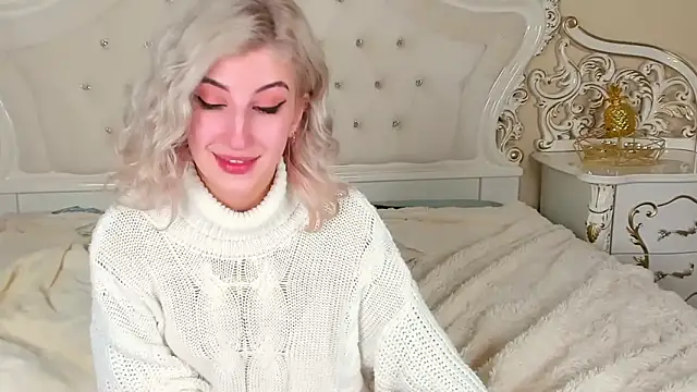 wawmom online show from March 10, 7:01 am