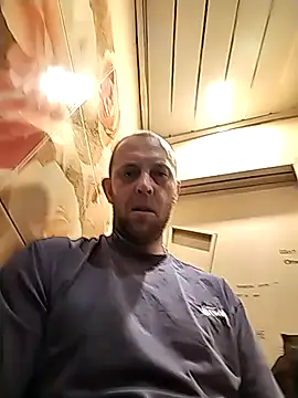 Snapshot of MaxDevilWhite chatting on November 9, 10:30 am MaxDevilWhite online show from November 9, 10:30 am