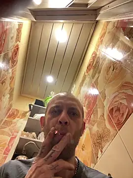 Snapshot of MaxDevilWhite chatting on February 20, 4:53 am MaxDevilWhite online show from February 20, 4:53 am