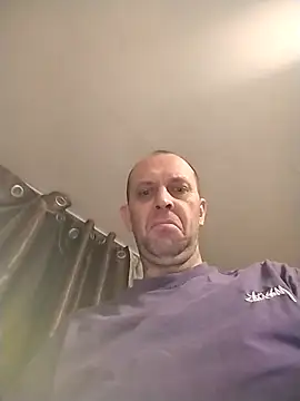 Snapshot of MaxDevilWhite chatting on November 26, 5:24 pm MaxDevilWhite online show from November 26, 5:24 pm