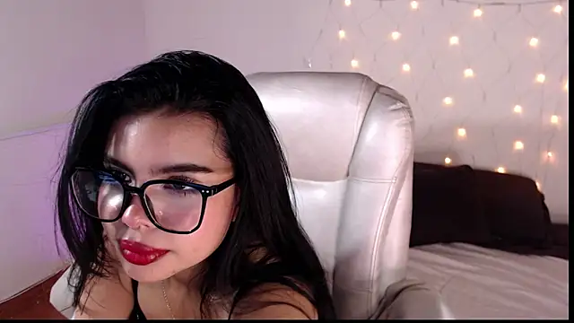 saray  jones online show from March 12, 1:08 pm