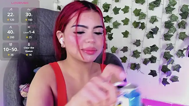 saray  jones online show from March 23, 8:08 pm