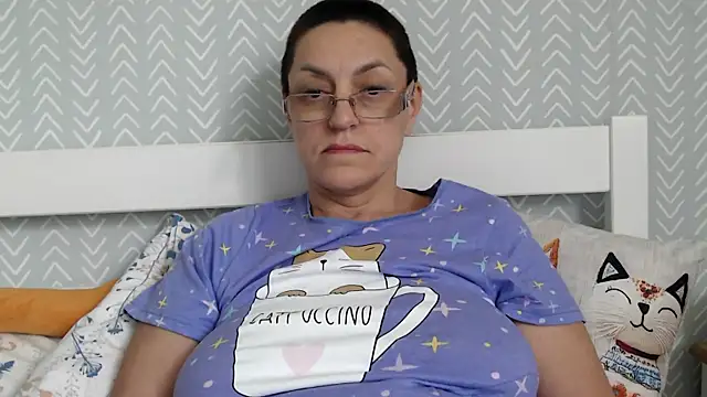 Snapshot of Soffya_Soy chatting on June 6, 9:36 am Soffya Soy online show from June 6, 9:36 am