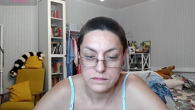 Snapshot of Soffya_Soy chatting on June 12, 8:06 pm Soffya Soy online show from June 12, 8:06 pm