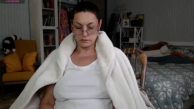 Soffya Soy online show from May 27, 6:32 am