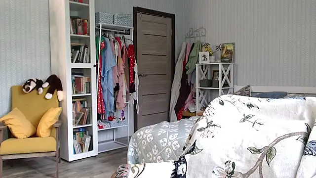 Snapshot of Soffya_Soy chatting on June 5, 6:29 am Soffya Soy online show from June 5, 6:29 am