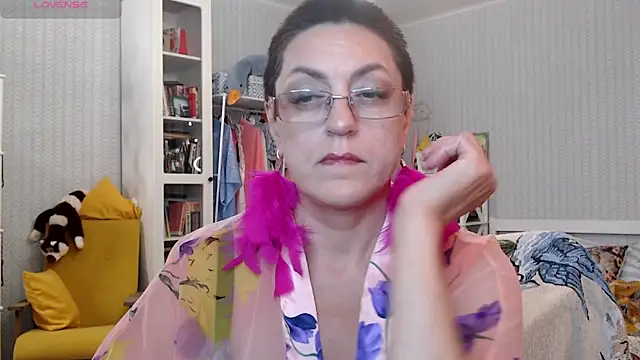 Snapshot of Soffya_Soy chatting on June 27, 4:02 pm Soffya Soy online show from June 27, 4:02 pm