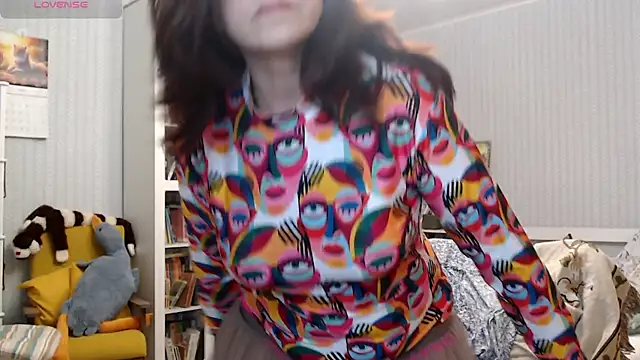 Soffya Soy online show from May 17, 6:52 pm