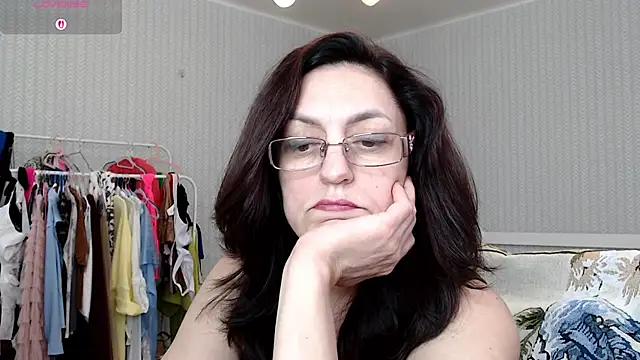 Soffya Soy online show from April 10, 7:04 am