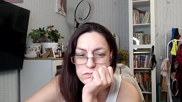 Soffya Soy online show from March 10, 4:55 pm