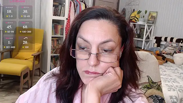 Soffya Soy online show from May 7, 2:20 pm