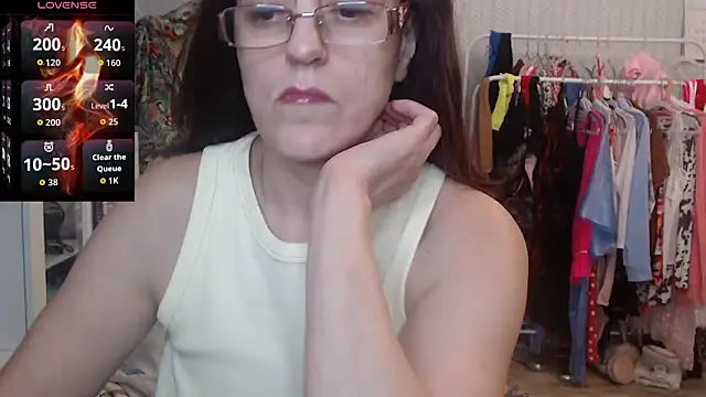 Soffya Soy online show from March 5, 8:05 pm