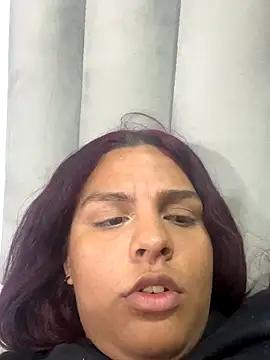 Snapshot of CamiiGarcia chatting on November 14, 11:47 am CamiiGarcia online show from November 14, 11:47 am