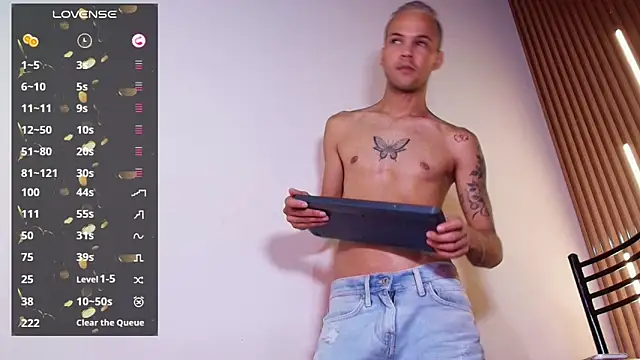 Snapshot of Jeremmy_Love chatting on September 27, 9:43 pm Jeremmy Love online show from September 27, 9:43 pm