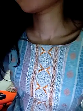 Snapshot of cute_IndianBabe chatting on October 4, 12:28 pm cute IndianBabe online show from October 4, 12:28 pm