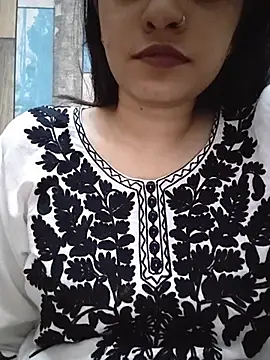 cute IndianBabe online show from July 14, 12:54 am