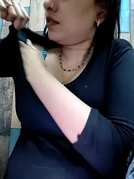 cute IndianBabe online show from April 2, 1:13 am