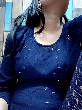 cute IndianBabe online show from April 22, 3:24 am
