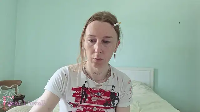 Snapshot of StarDuvall chatting on July 15, 5:09 pm StarDuvall online show from July 15, 5:09 pm