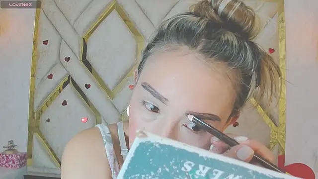 Lannajansen online show from March 11, 1:34 pm