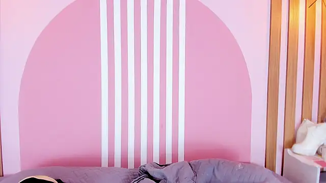 Lannajansen online show from April 7, 12:51 pm