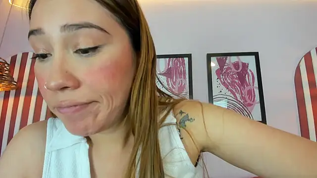 Lannajansen online show from October 3, 5:58 pm