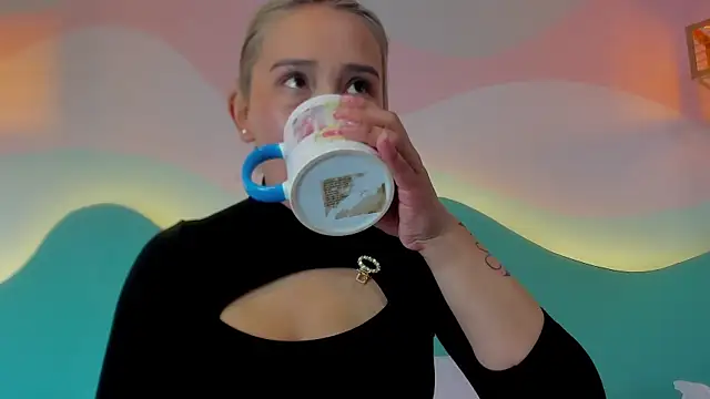 Lannajansen online show from November 4, 2:10 pm