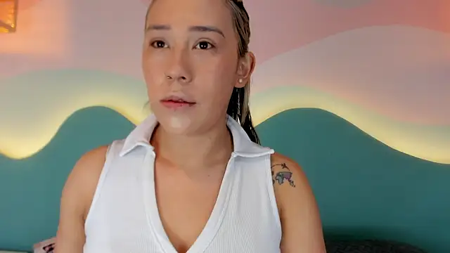 Lannajansen online show from November 24, 1:11 pm