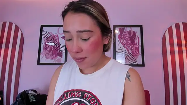 Lannajansen online show from October 4, 1:34 pm