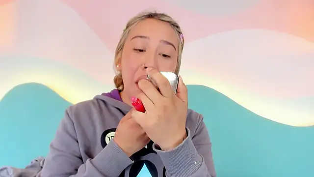 Lannajansen online show from November 18, 2:53 pm