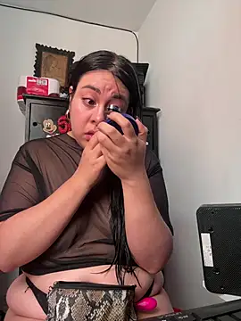 Snapshot of Sofi_BBW chatting on June 21, 12:22 pm Sofi BBW online show from June 21, 12:22 pm