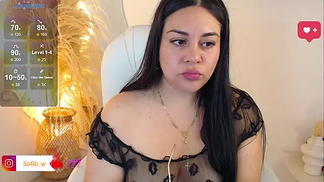 Snapshot of Sofi_BBW chatting on April 20, 12:41 pm Sofi BBW online show from April 20, 12:41 pm